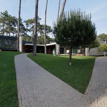 Villa R. Artur Aires