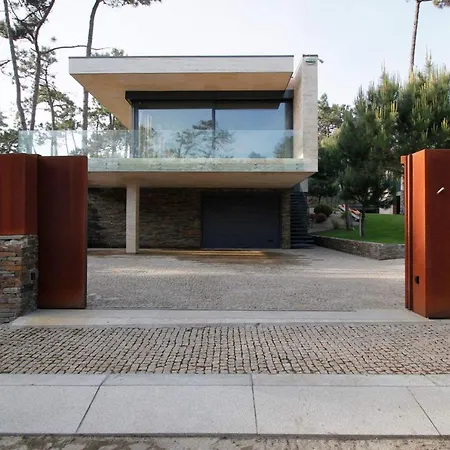 Villa R. Artur Aires