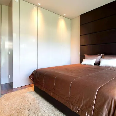 R. Artur Aires Villa